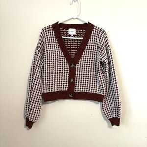 Pink Rose Knit Cardigan Button Closure Med Burgundy White Cropped
